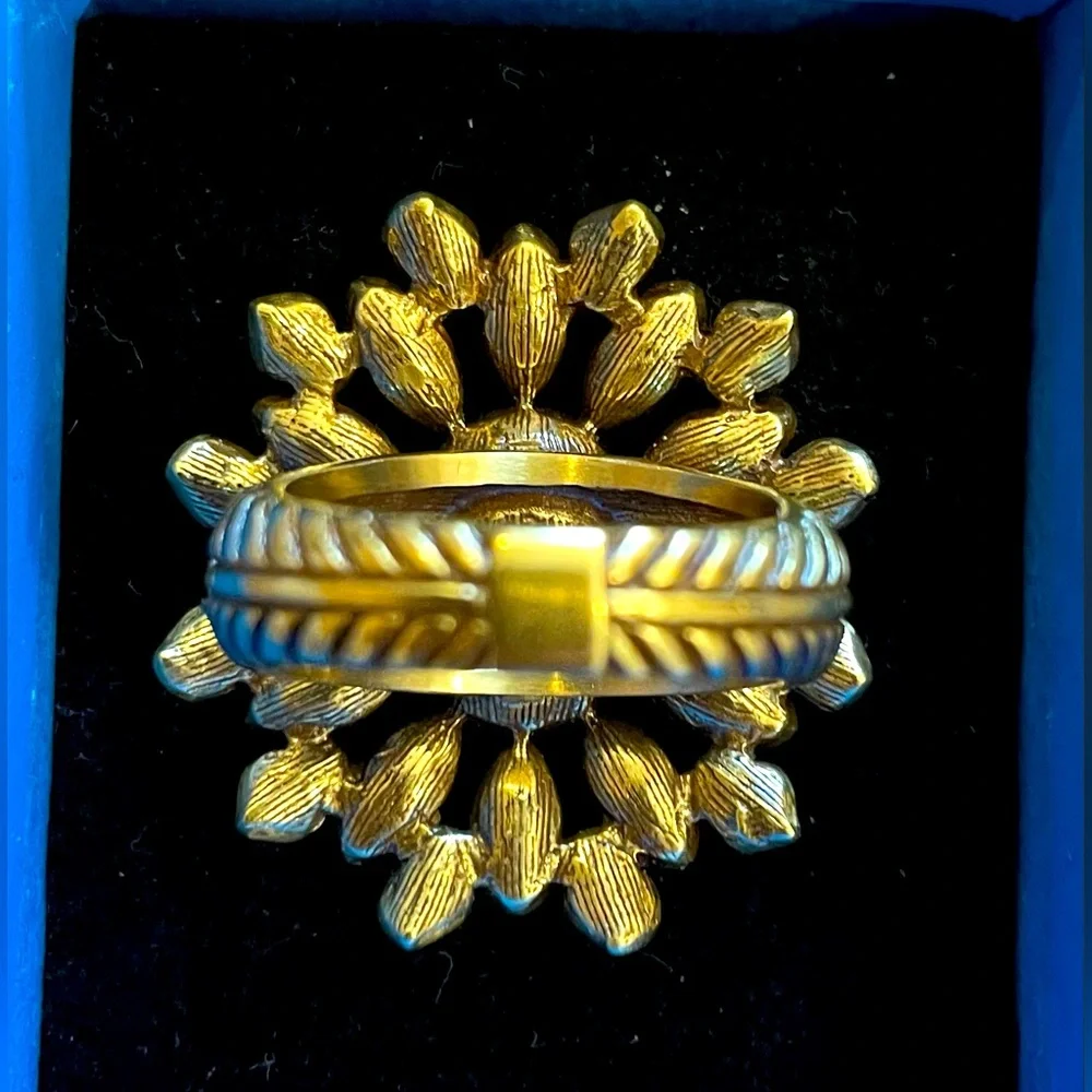 Heidi Daus Blue and Gold Statement Ring - Picture 5 of 7